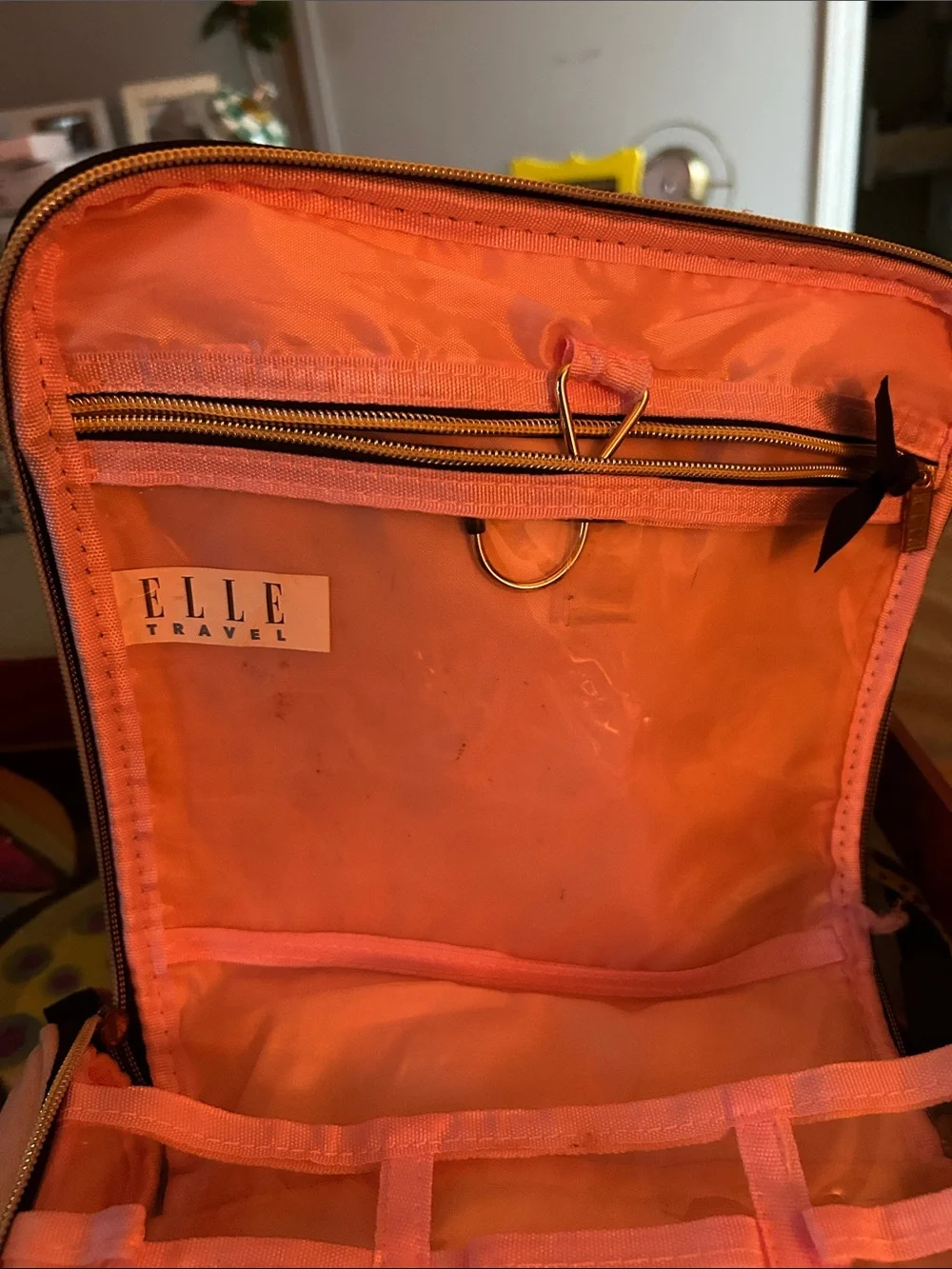 Elle stylish pink